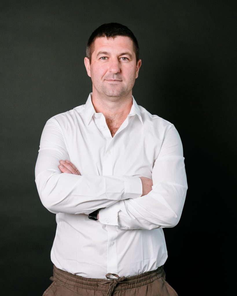 Андрей Болоненков, инструктор по вождению Автошкола Forbest в Нарве и Кохтла-Ярве обучение вождению